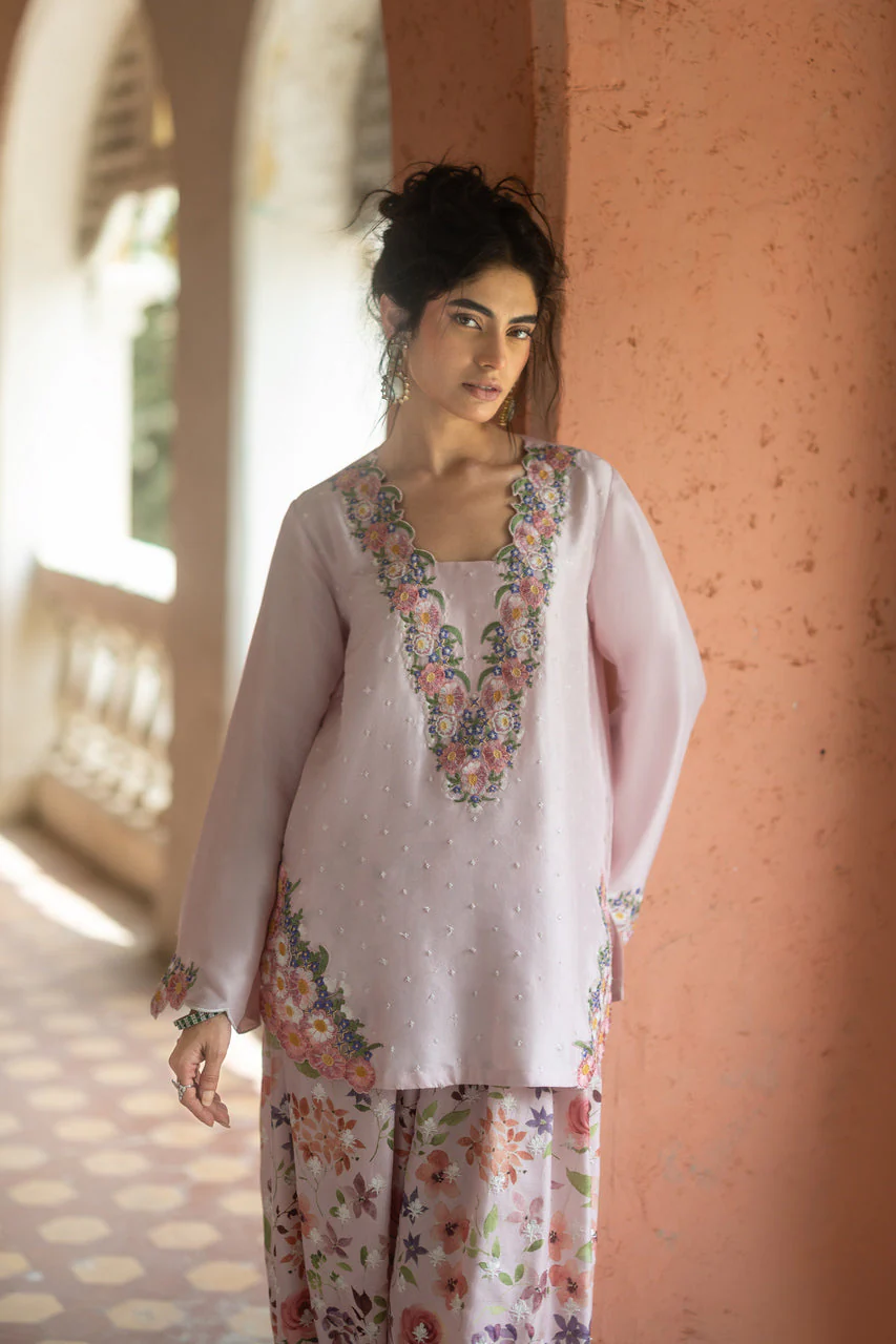 Blush Fleur - Image 2