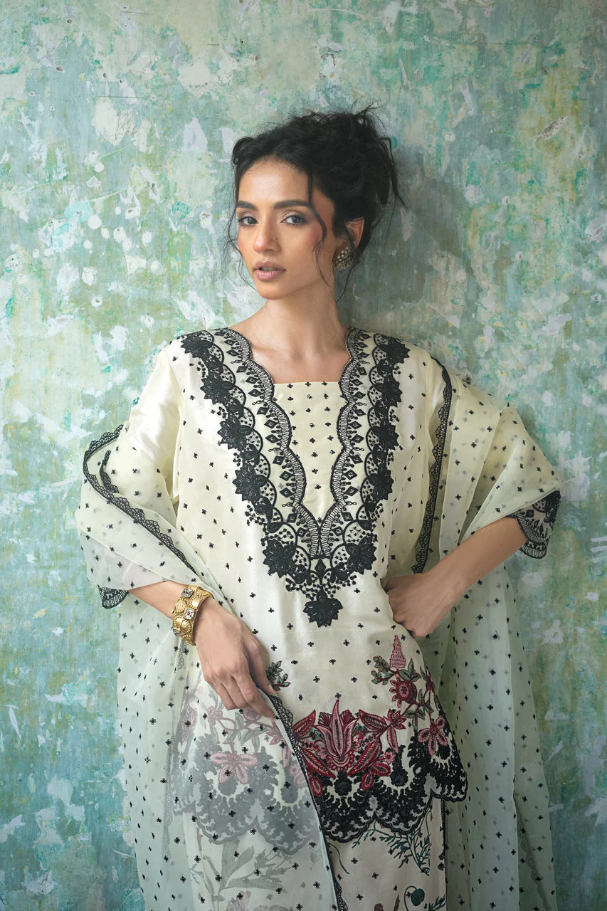 Ivory Charm - Image 6