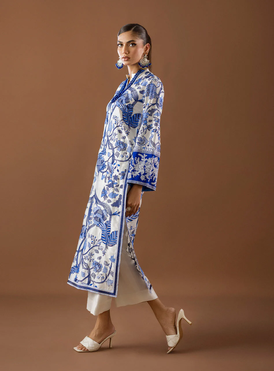 Sarina - Image 10